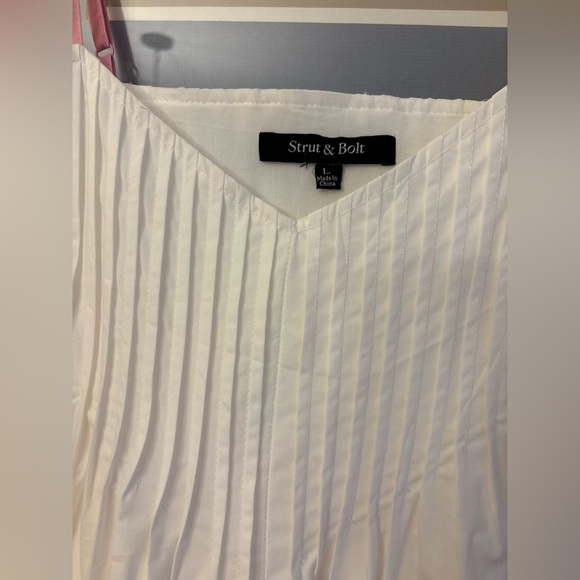 Funky White Camisole with Pink Straps Size Large - Picture 4 of 9